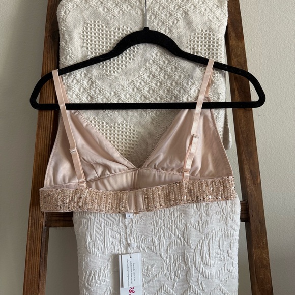 NWT SHEIN Champagne Sequin Triangle Bralette Top - Picture 5 of 6